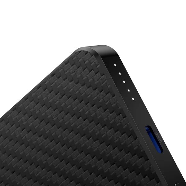 Power Bank Proove Carbon Slim 20W 5000mAh - fotoğraf 3